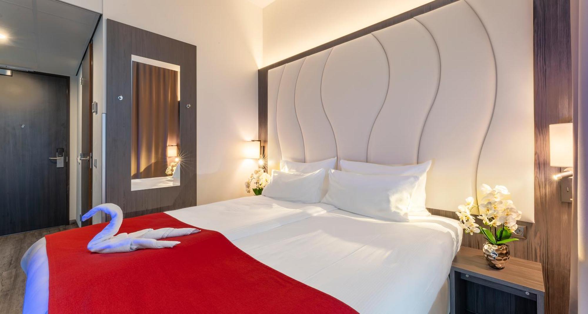 Plaza Premium Алмере Екстер'єр фото