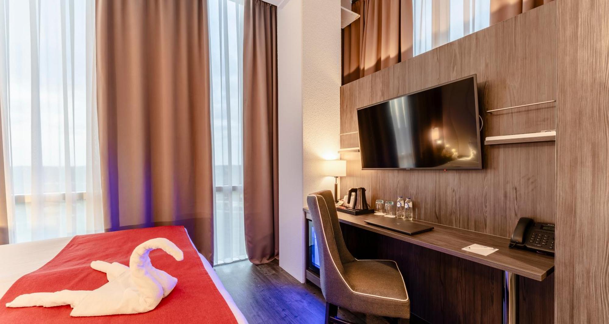 Plaza Premium Алмере Екстер'єр фото