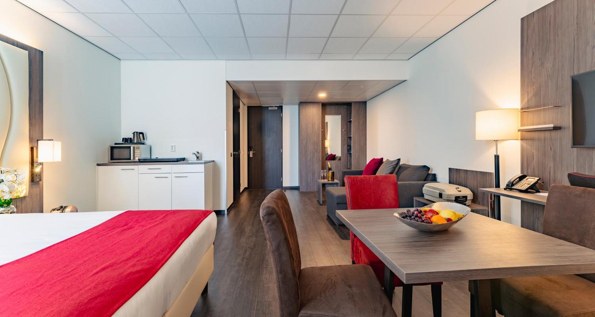 Plaza Premium Алмере Екстер'єр фото