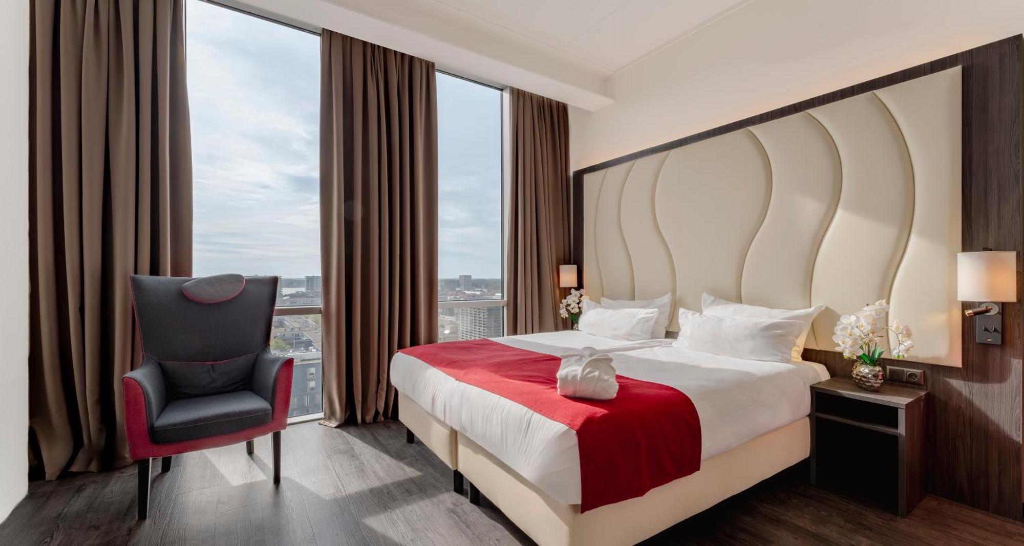 Plaza Premium Алмере Екстер'єр фото