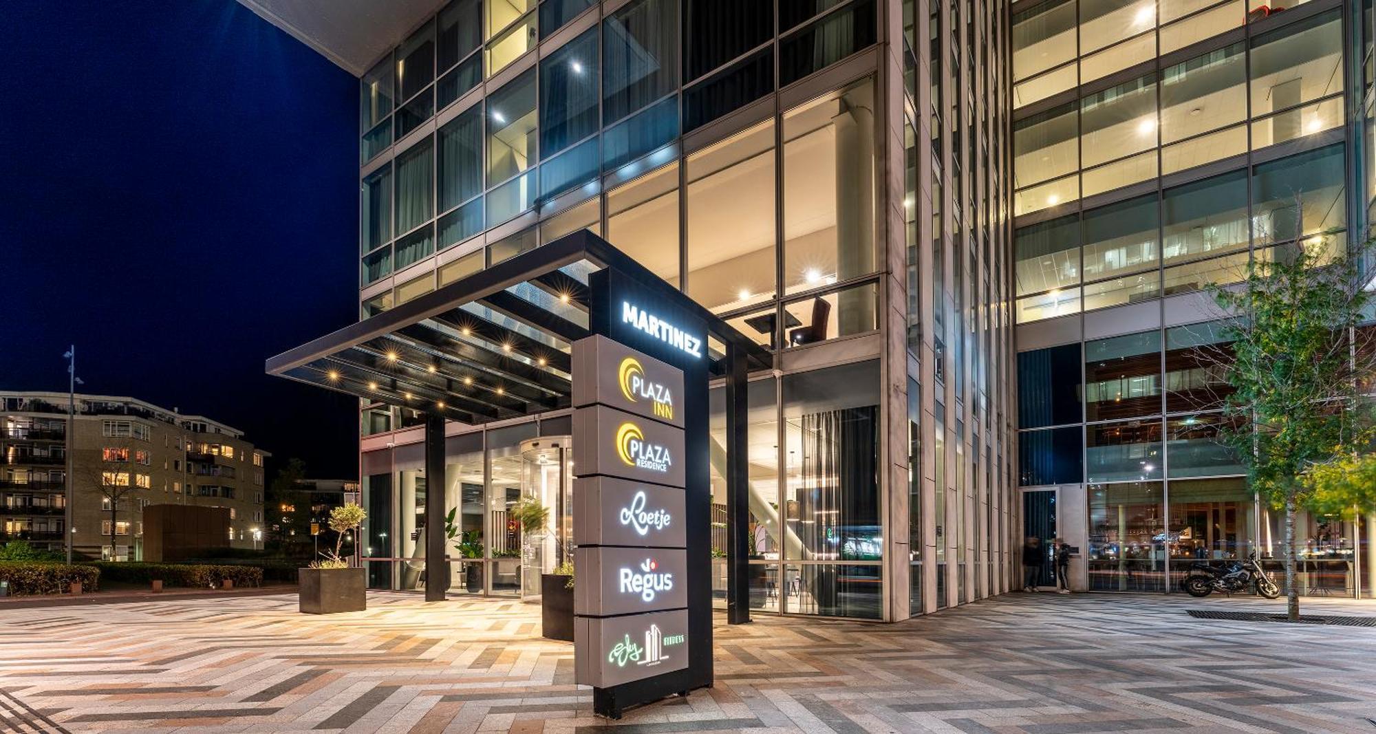 Plaza Premium Алмере Екстер'єр фото