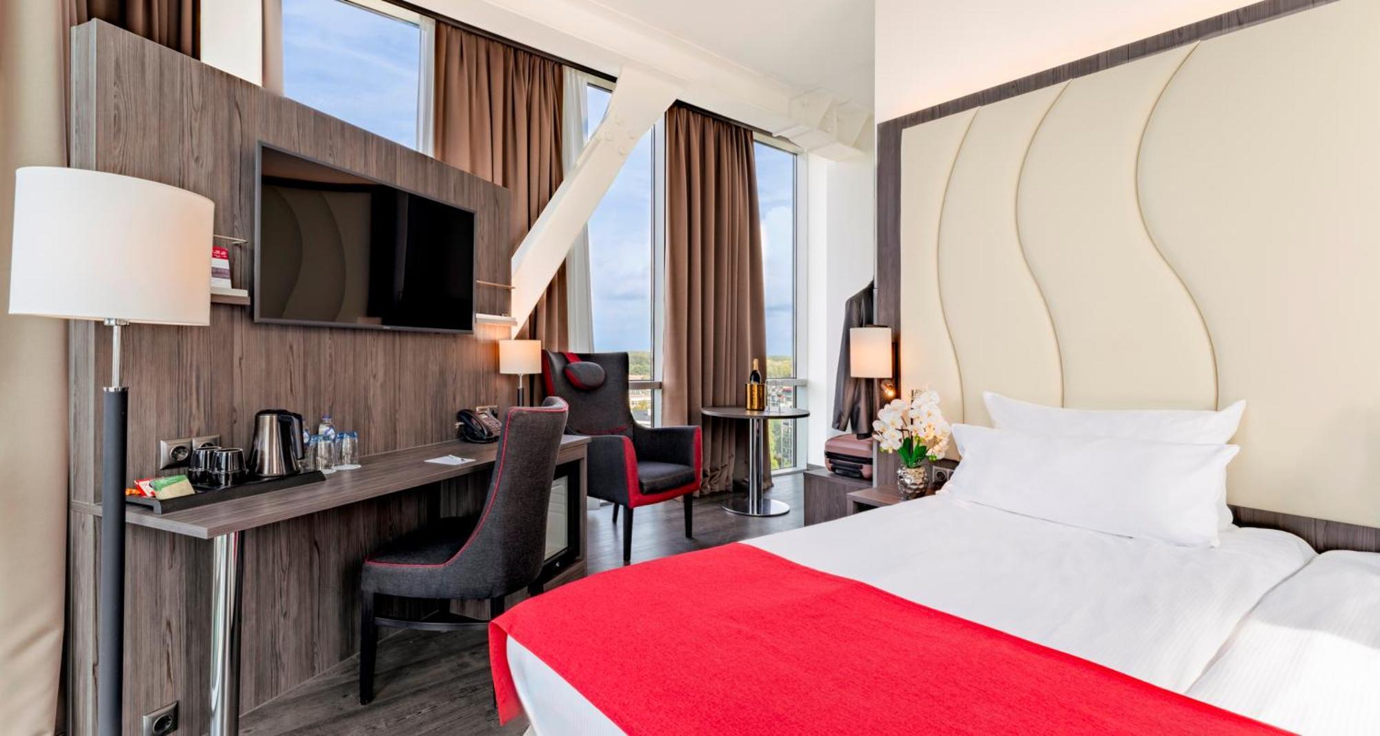 Plaza Premium Алмере Екстер'єр фото